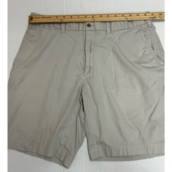 Polo Golf Men's Shorts Size 34 Inseam 9 Inchs Tan Stretch Fabric - Picture 3 of 8